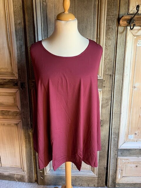 Normal Crazy - Basic  Top Aline kleur  Maroon spandex