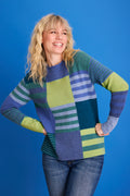 Himalaya Trui Quilt in Emerald, gedragen door model