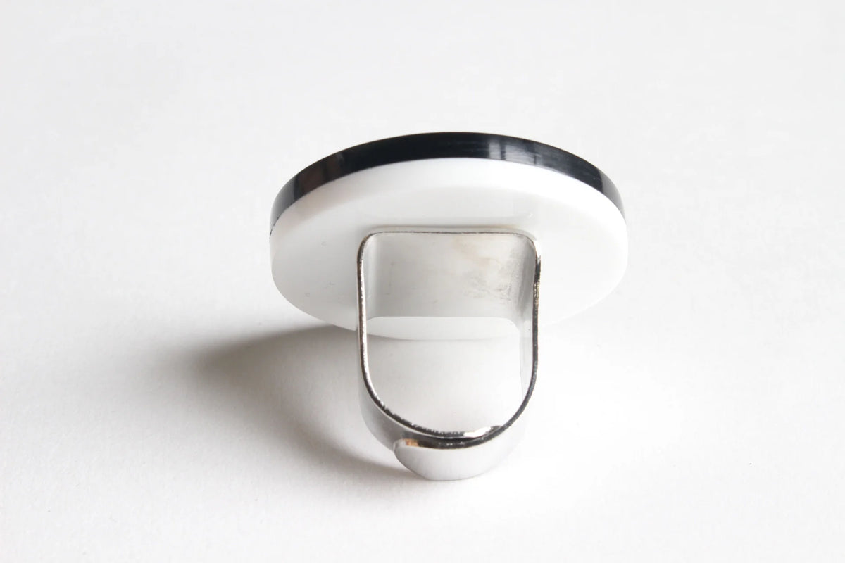 Trijn sieraden - Ring Acrylaat (#R23-102) - Black/white